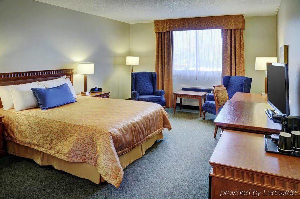 Travelway Inn Sudbury Kültér fotó