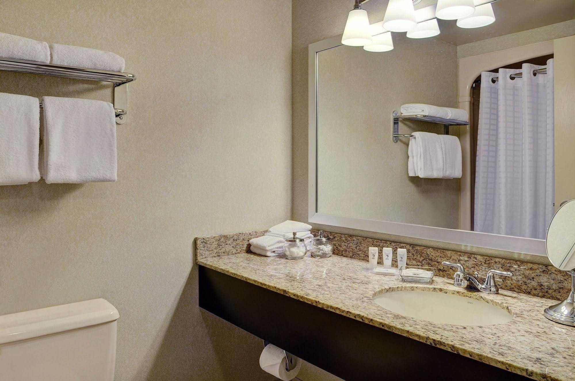 Travelway Inn Sudbury Kültér fotó
